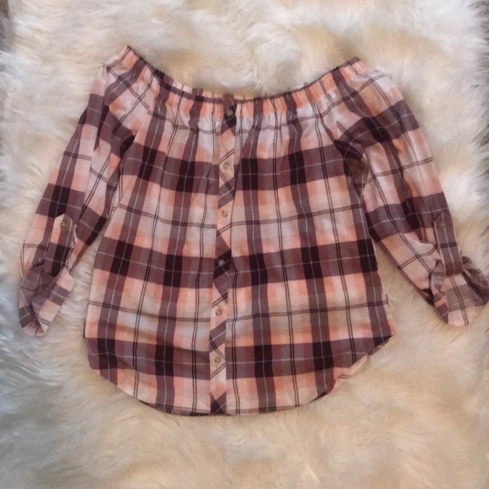 Off the shoulder flannel!